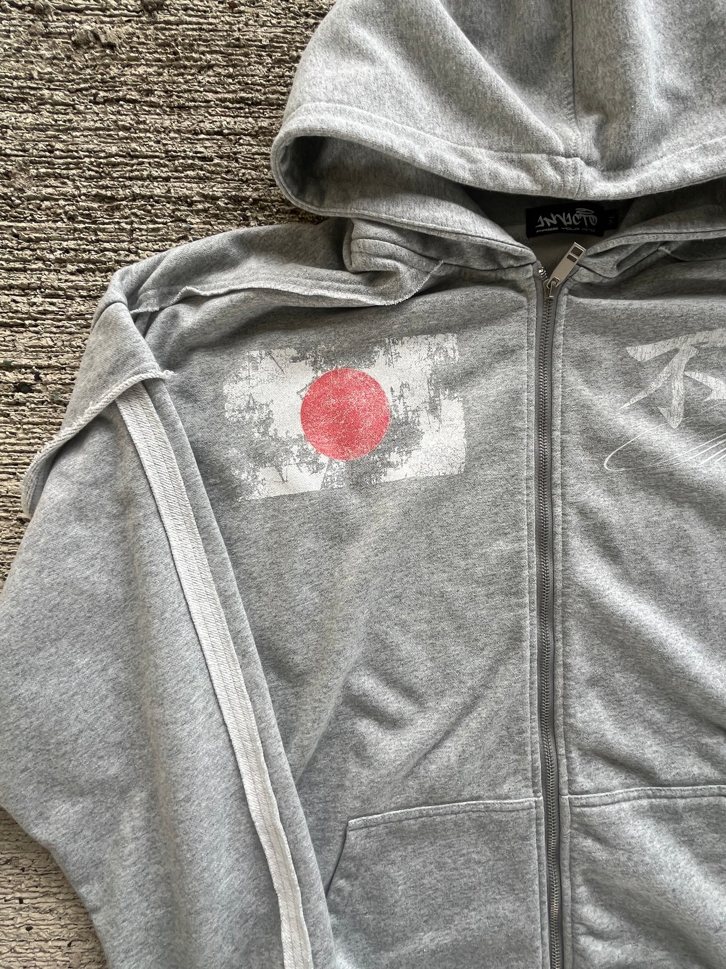 JAPAN ZIP UP